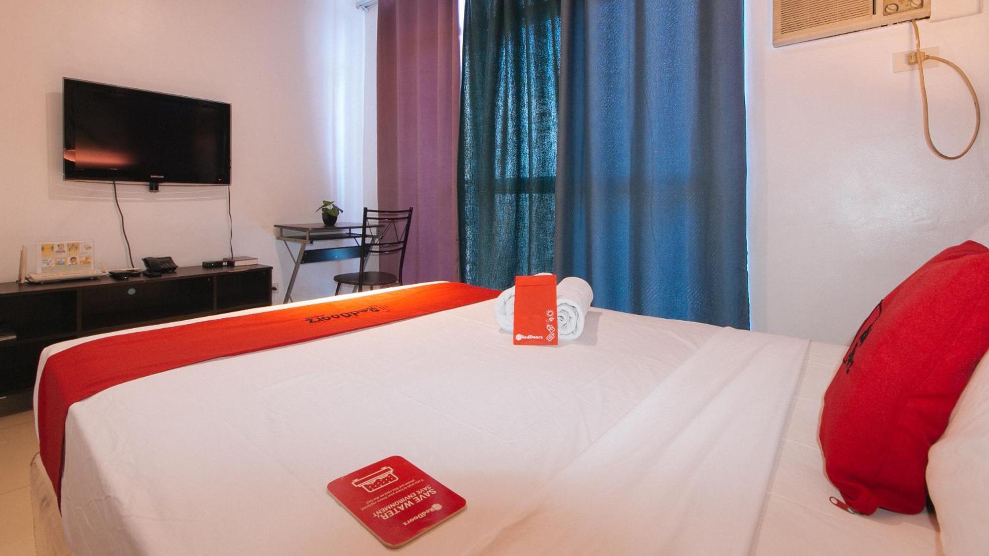 Reddoorz @ Melbourne Suites Makati Makati City Екстер'єр фото