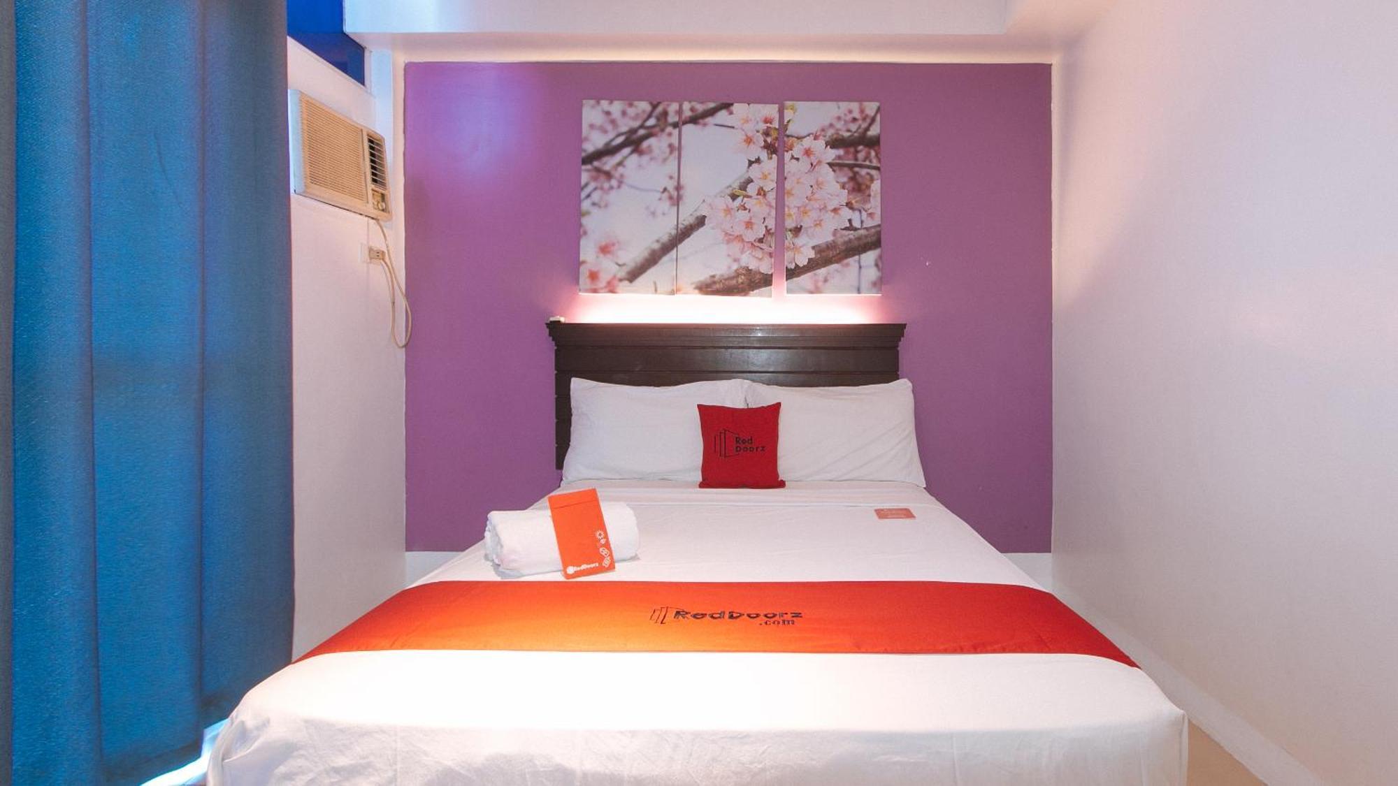 Reddoorz @ Melbourne Suites Makati Makati City Екстер'єр фото