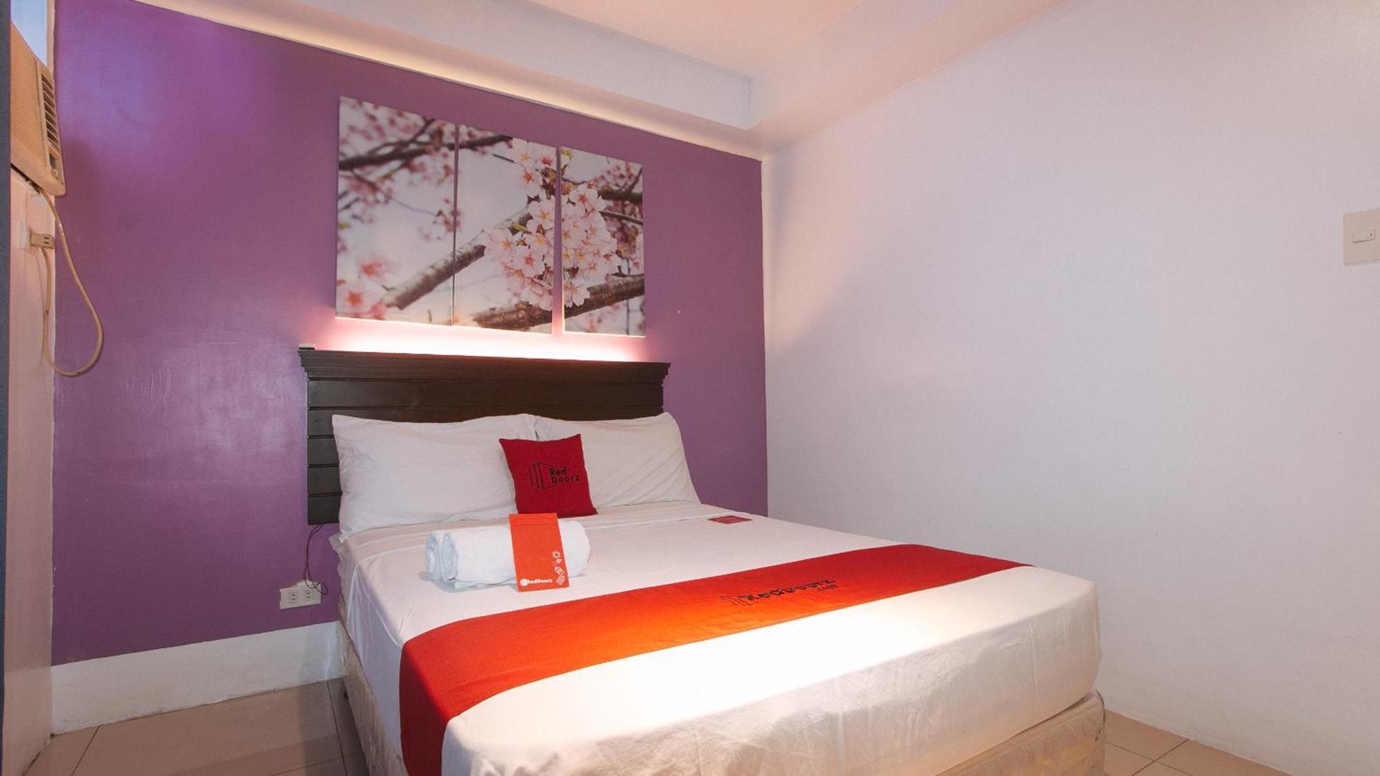 Reddoorz @ Melbourne Suites Makati Makati City Екстер'єр фото